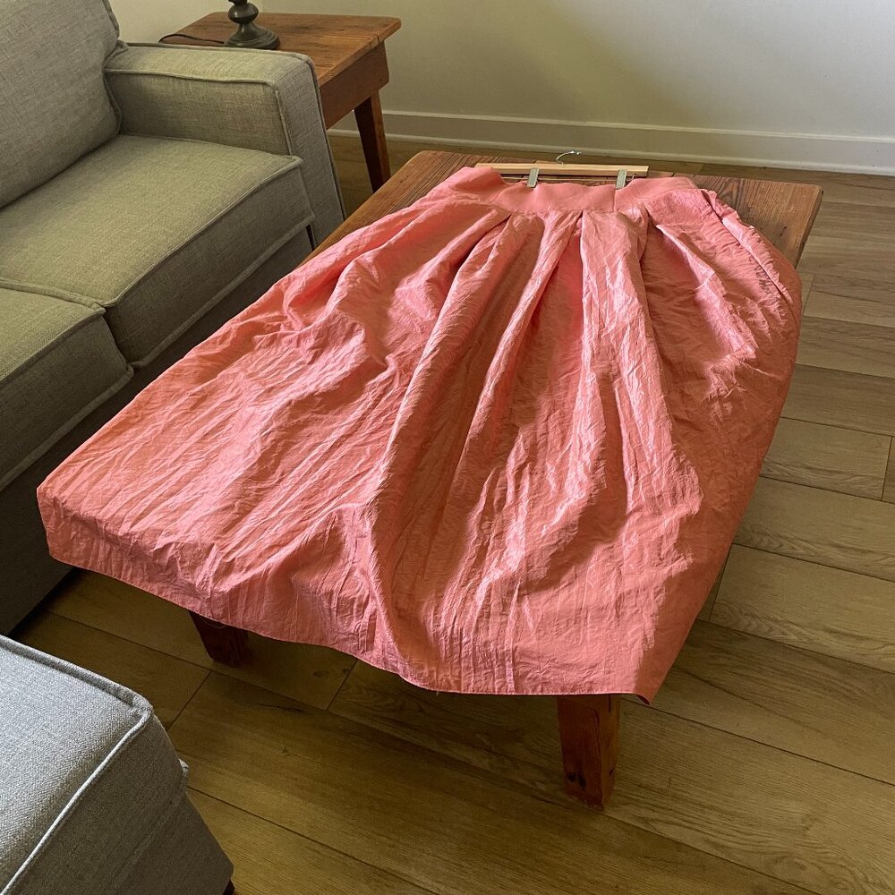 PLEATED TAFFETA SKIRT